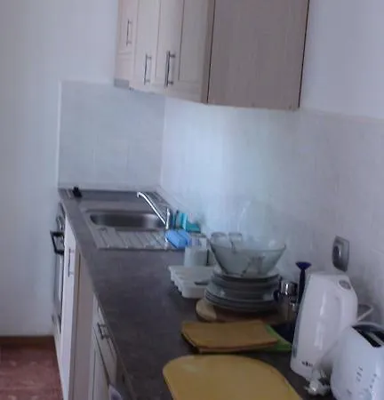 Apartment English House Two Bedroom & Living