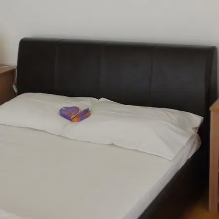 Apartment English House Two Bedroom & Living Sveti Vlas