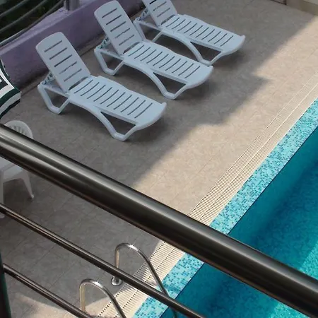 English House Two Bedroom & Living Sveti Vlas