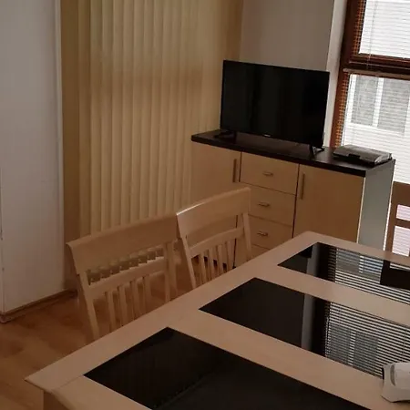 English House Two Bedroom & Living Sveti Vlas